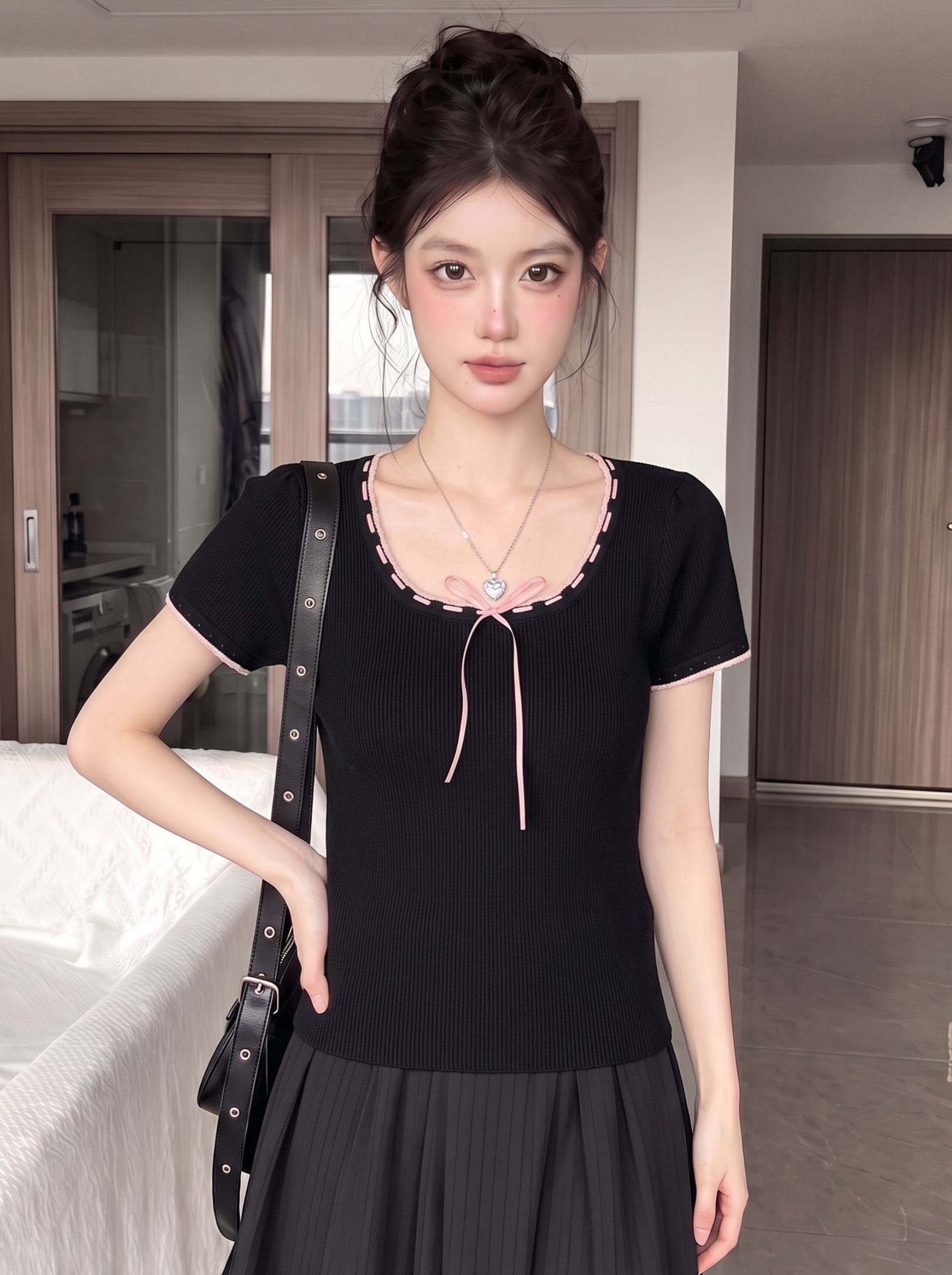 Women's Summer Short Sleeve T-Shirt Black U-Neck Bow Knit Top