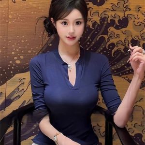 Women's Slim Fit Three-Quarter Sleeve T-Shirt Navy Chic Everyday Top